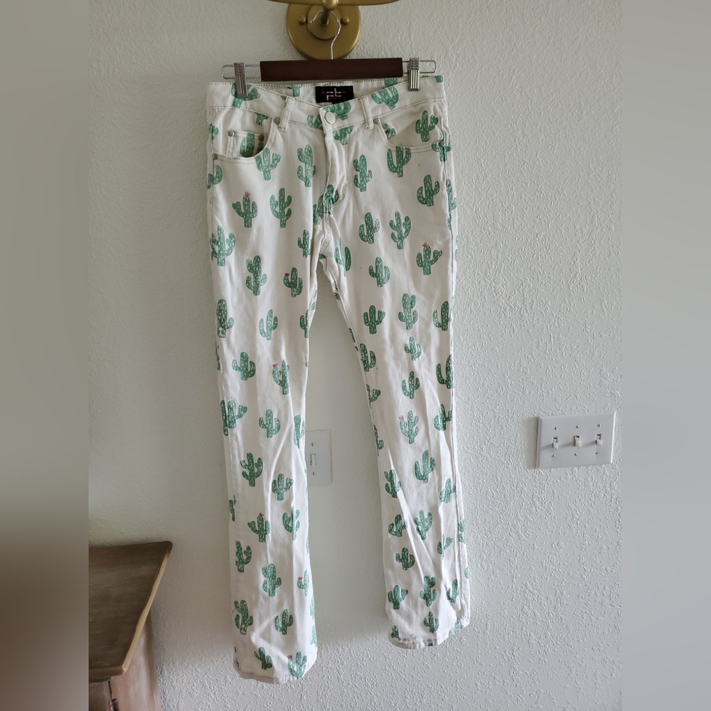 Fallen Taylor Cactus Print Bootcut Size 30x32 Cowgirl Jeans